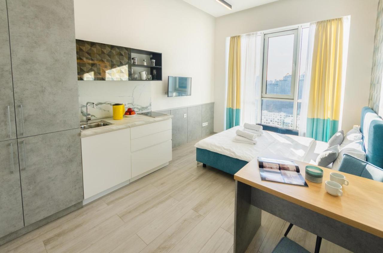New Apartment Near Railway Station 1A Kyiv Exterior photo